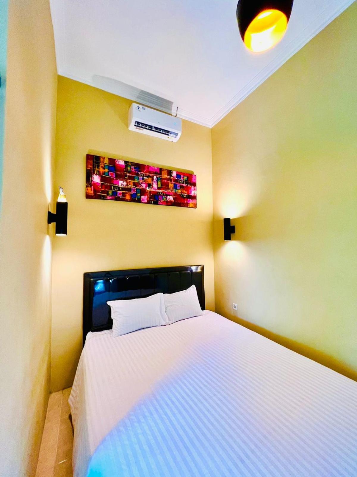 Sammy Home Yogyakarta Exterior photo