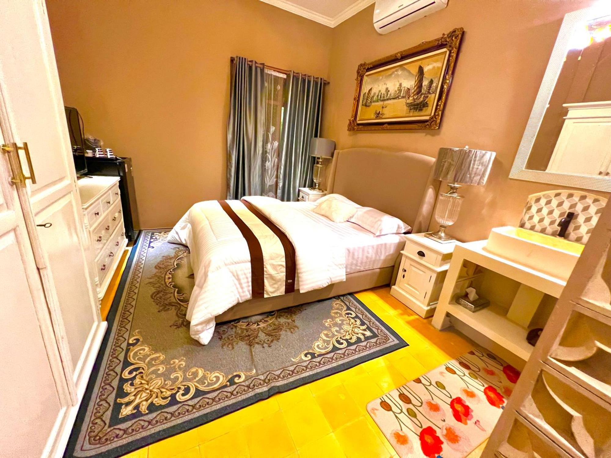 Sammy Home Yogyakarta Exterior photo